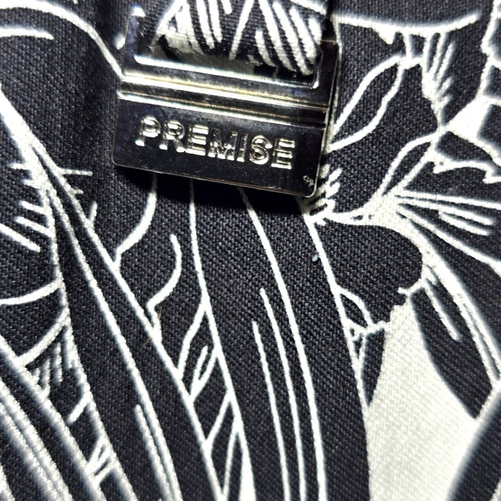 Premise Stretchy Black and White Flat Front Shorts with Tropical Print - Xl - Picture 4 of 6